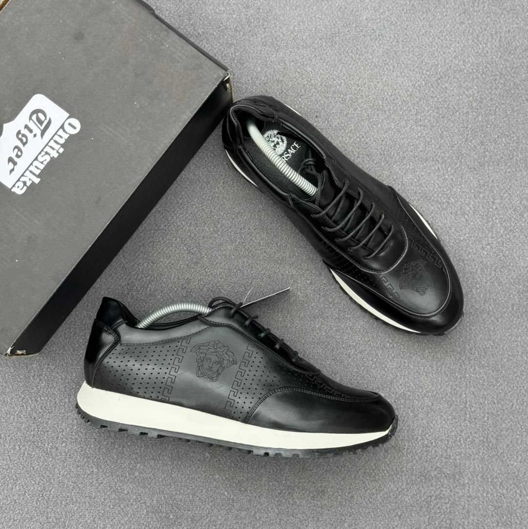 GV Embossed Medallion Urban Leather Sneakers - Image 4