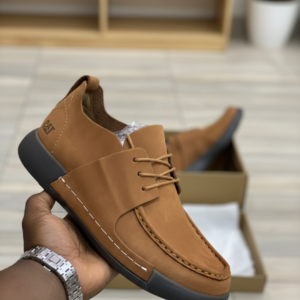 CT Menâs Hex Casual Moc-Toe Oxford