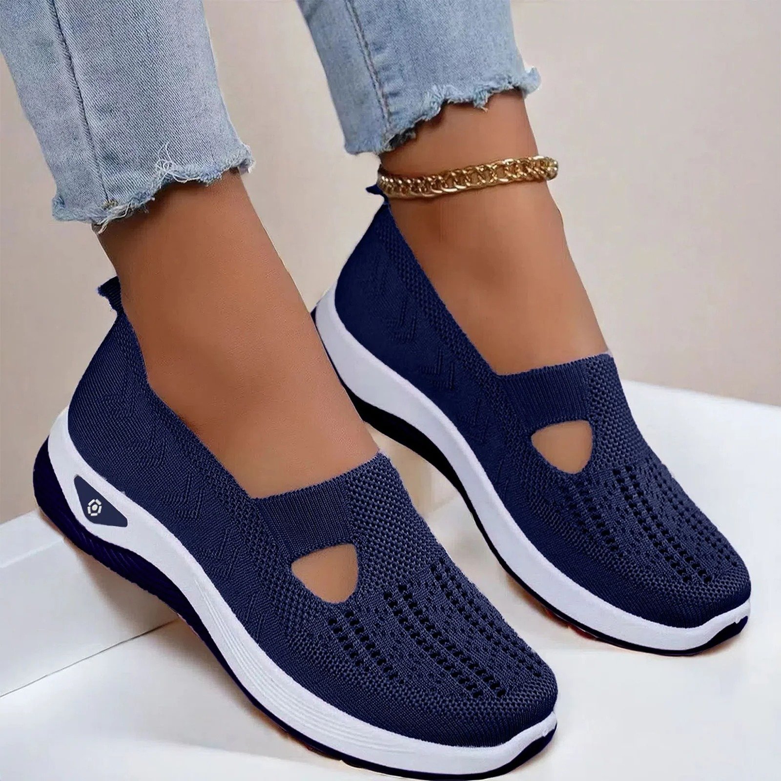 CloudWalker Slip-On Mesh Air Cushion Breathable Women's Sneakers - Image 5
